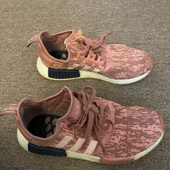 Adidas Wmns NMD R1 Raw Pink - Picture 12 of 15